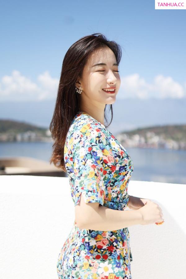 龚天艺 艺儿拿铁 [XIUREN]高清写真图 2019.08.23 艺儿伢哟第27张图片